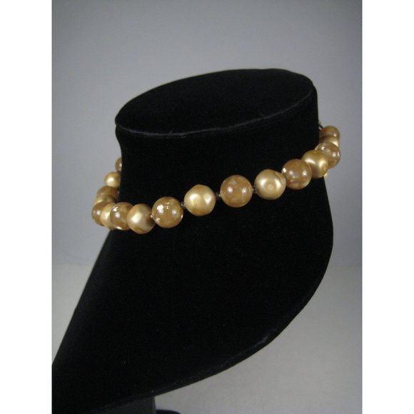 Marvella Iridescent Plastic Beaded Choker Gold Necklace 15 Inch Vintage 1950s - Picture 9 of 10